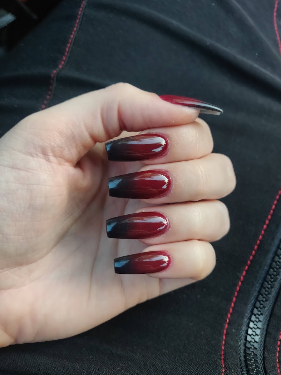 Ann's nails & spa work